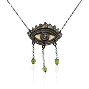 Handmade Bronze, short eye necklace, with pearls and peridotos rock