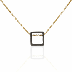 Small square necklace black and gold