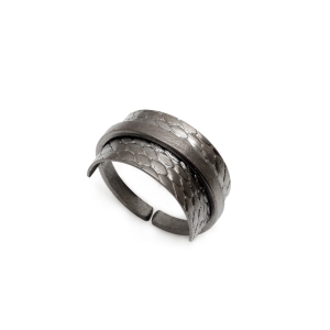 Double ring black