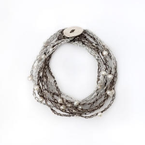 Wire bracelet