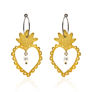 Gold-plated hearts with pearls