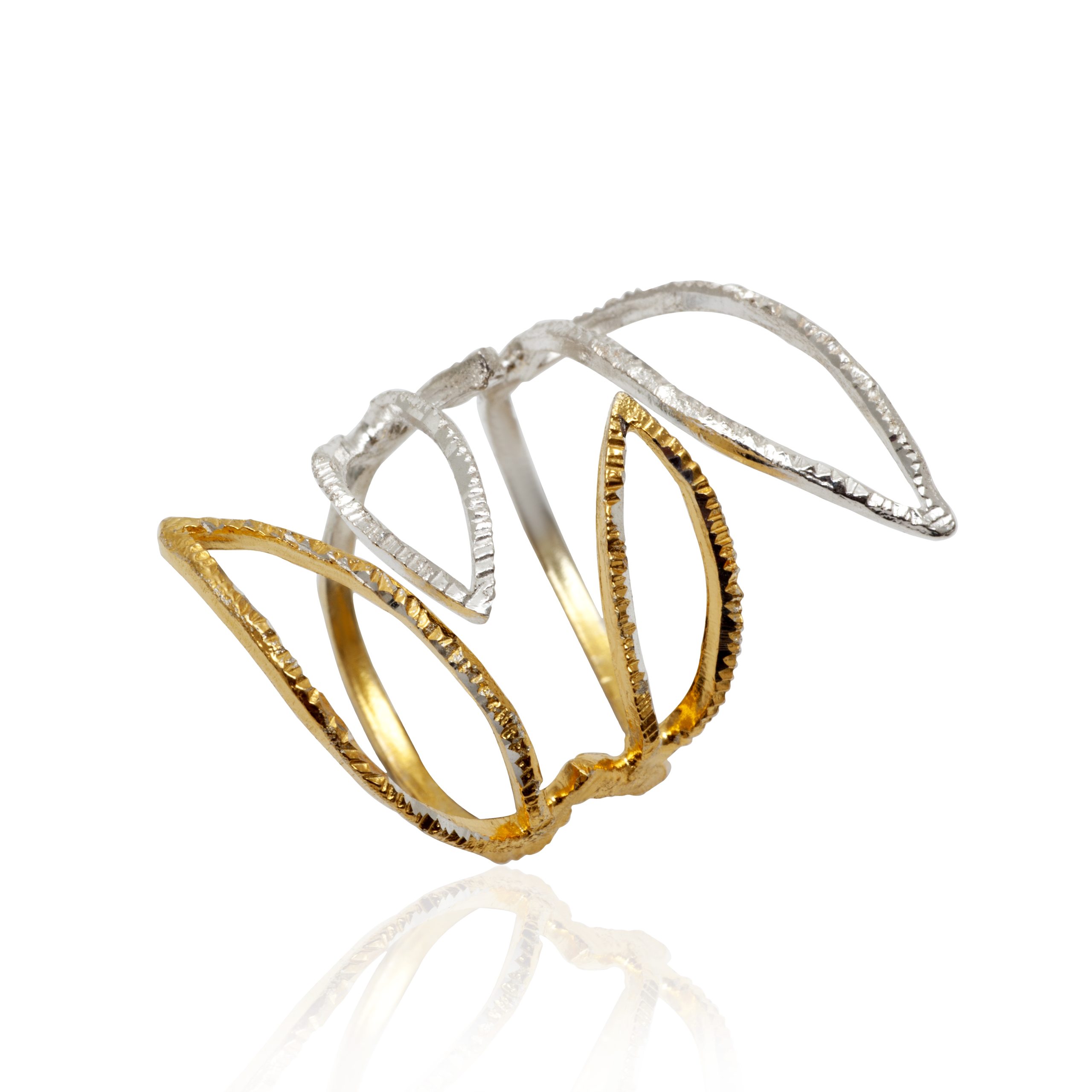 Leaf ring with diamond dust gold and silver
