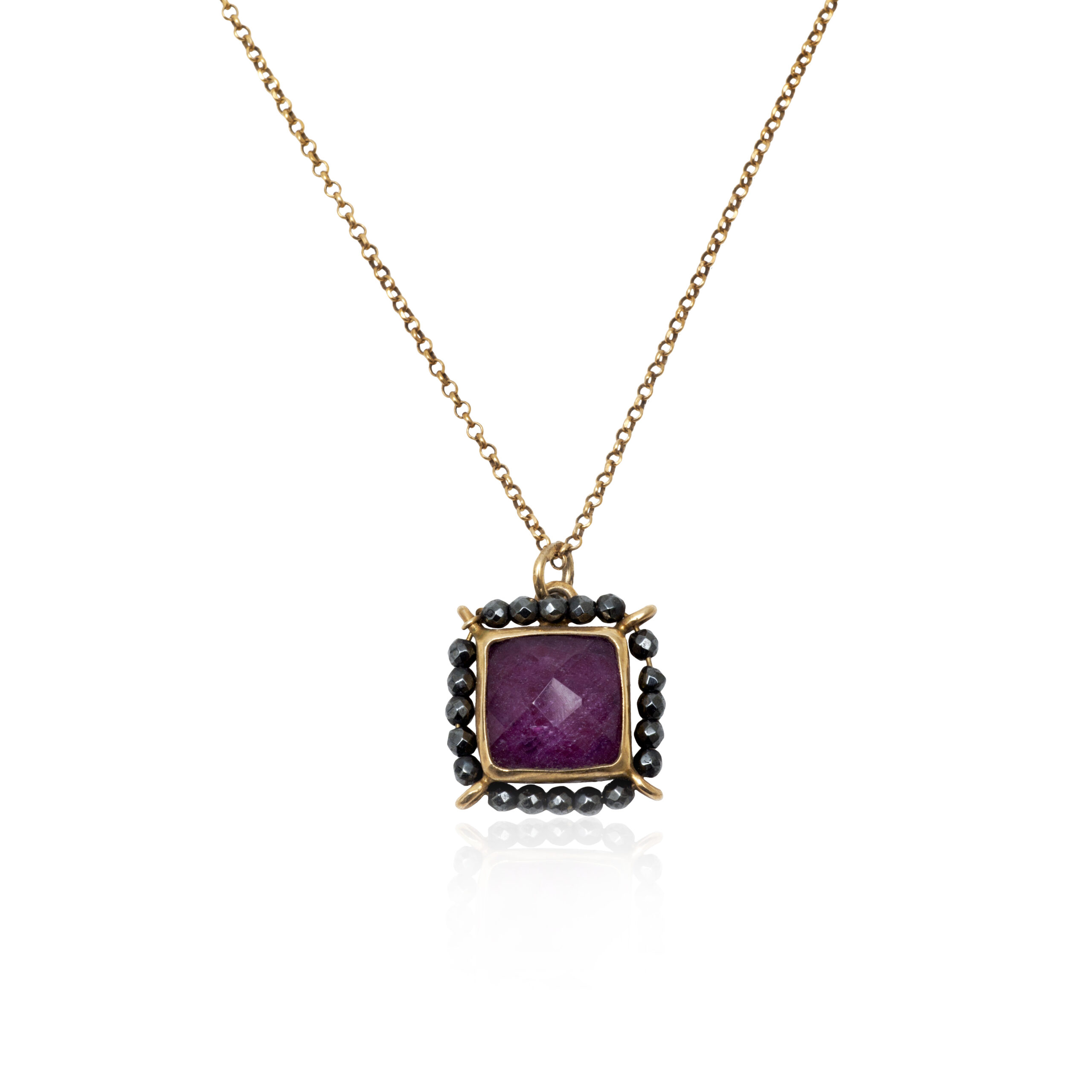 Ruby quartz pendant