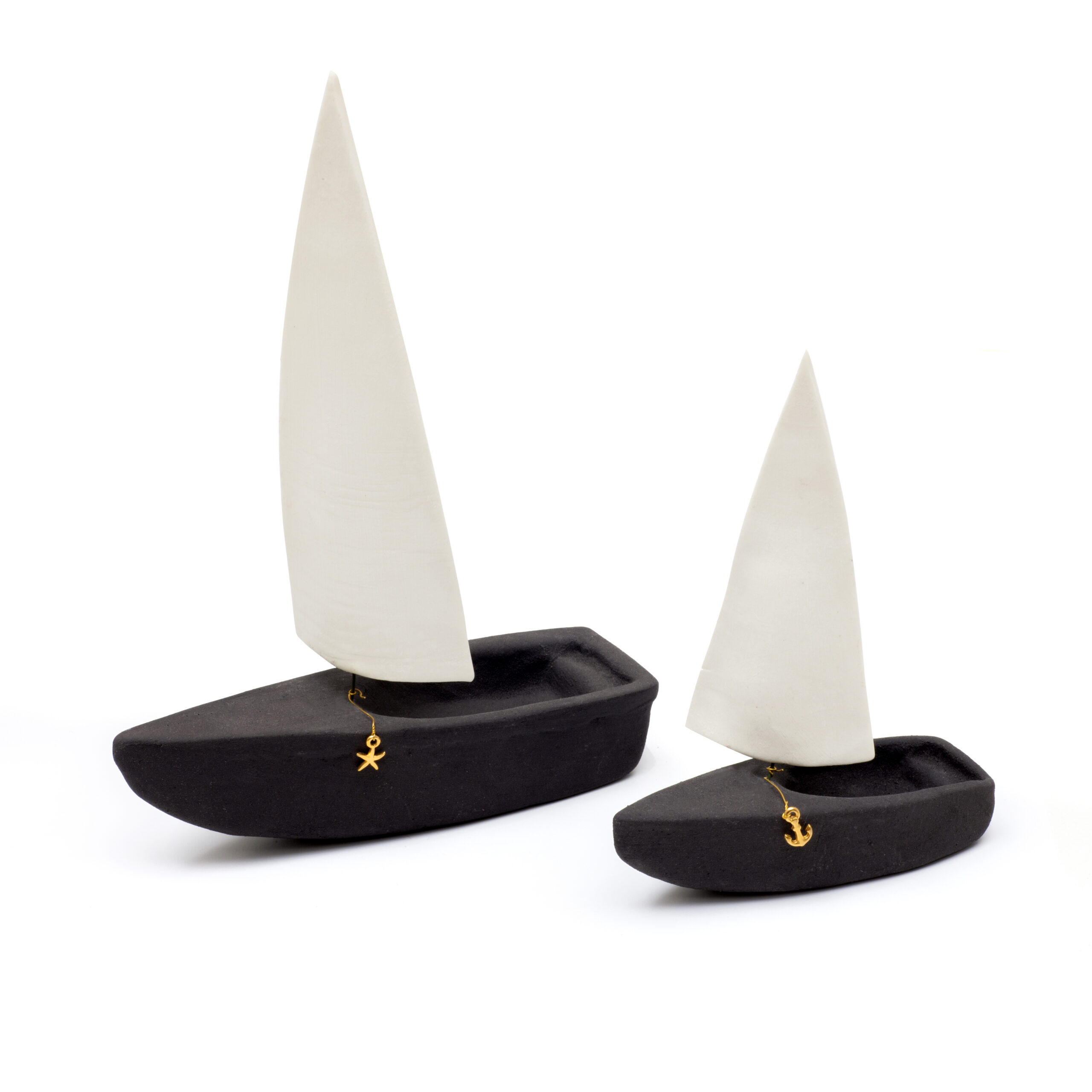 Black & white boat charms