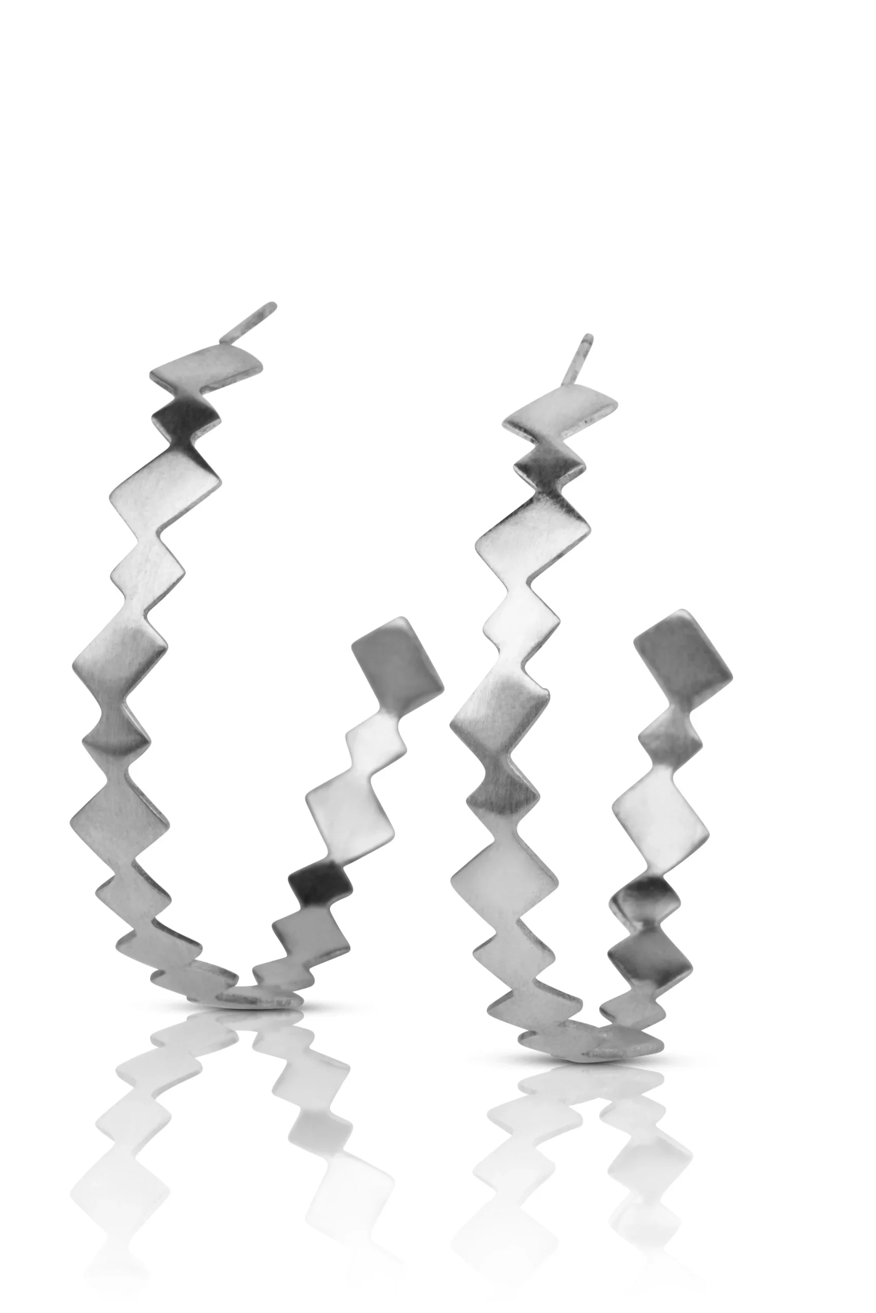 Minimal silver hoops