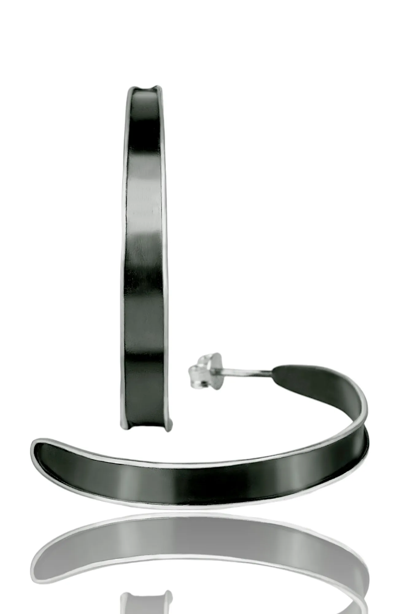 Black and silver minimal hoops