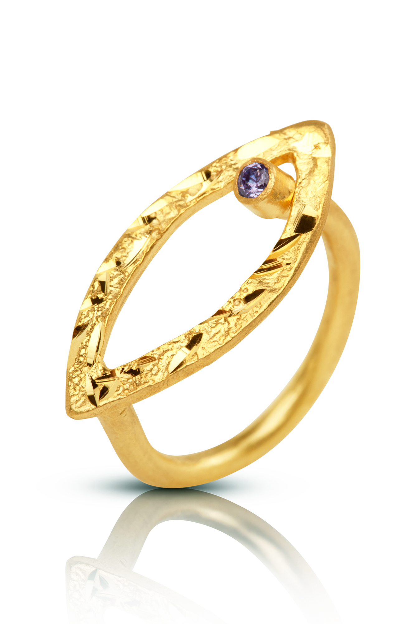 Leaf zirgon ring