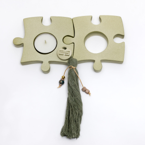 Puzzle charm green