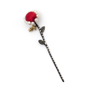 Red flower pin