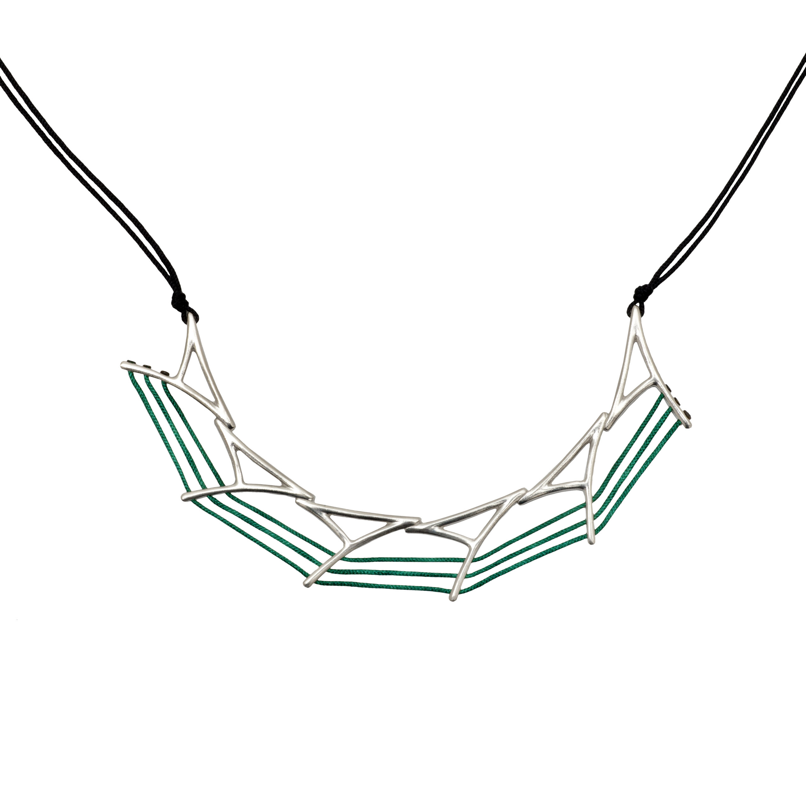 Tissue necklace