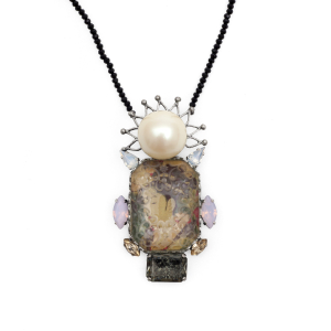 Black geisha necklace