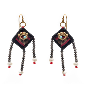 Dangling knitted eye earrings