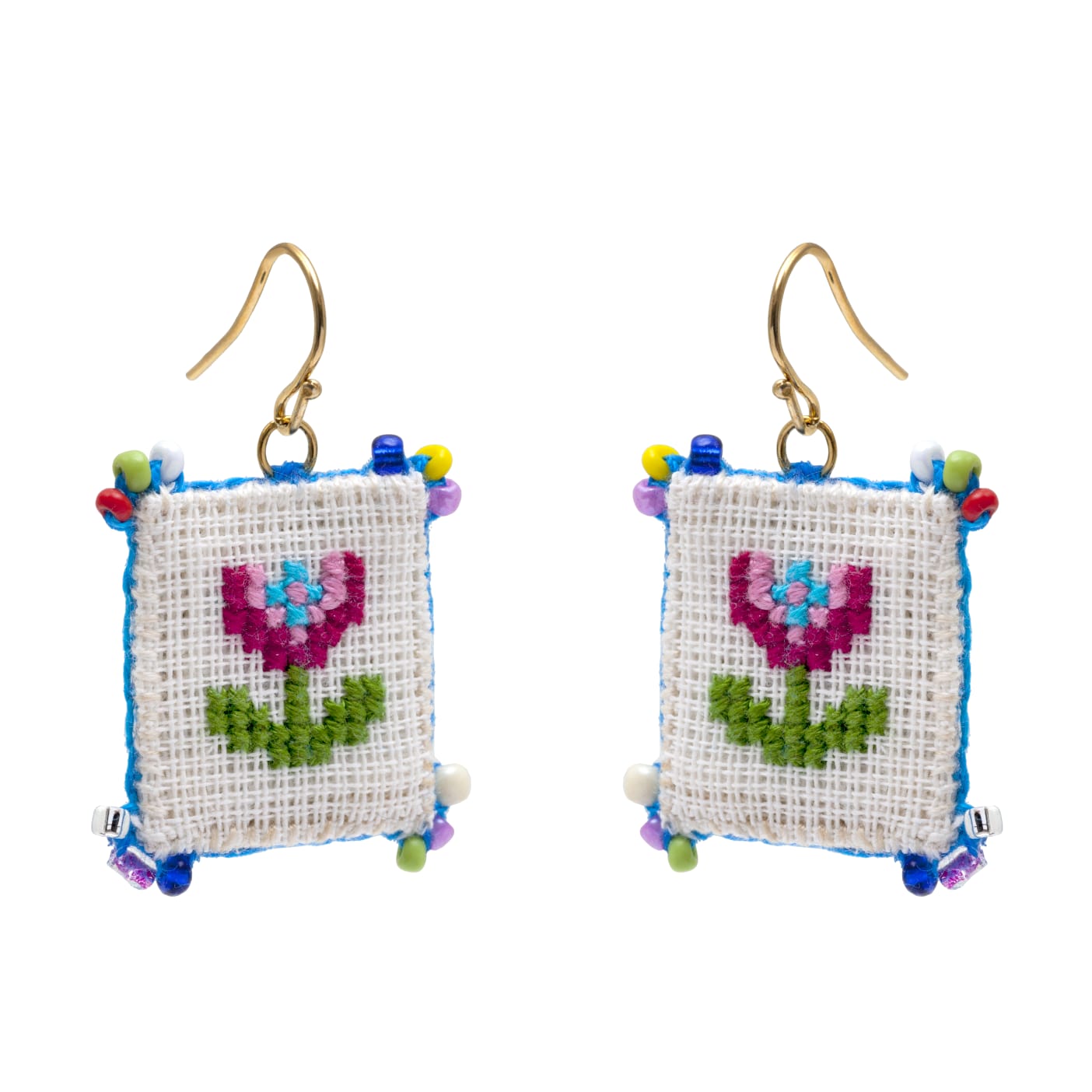 White knitted flower earrings